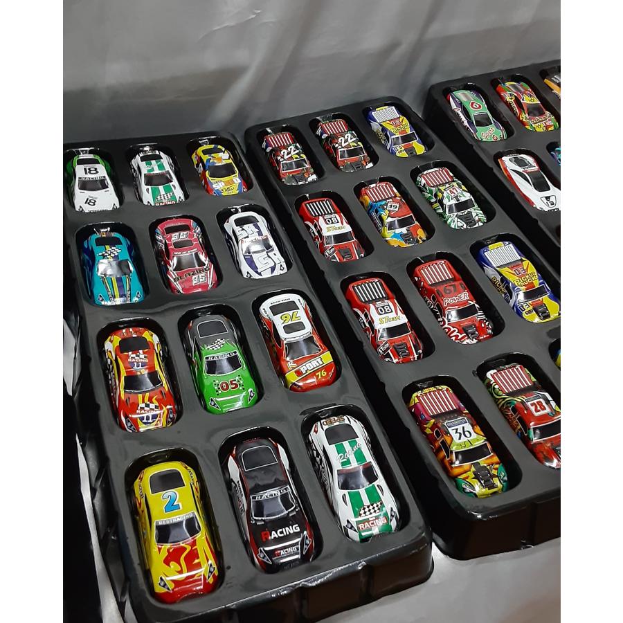 ミニカーコレクション 8種セット ミニカーセット 多様なカラーとデザイン - メルカリ