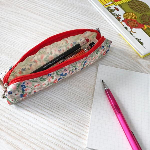 ペンケース 筆箱 ふでばこ シンプル おしゃれ 花 プチフラワー Pp001 イニシャルポーチ Brilliantcolors 通販 Yahoo ショッピング