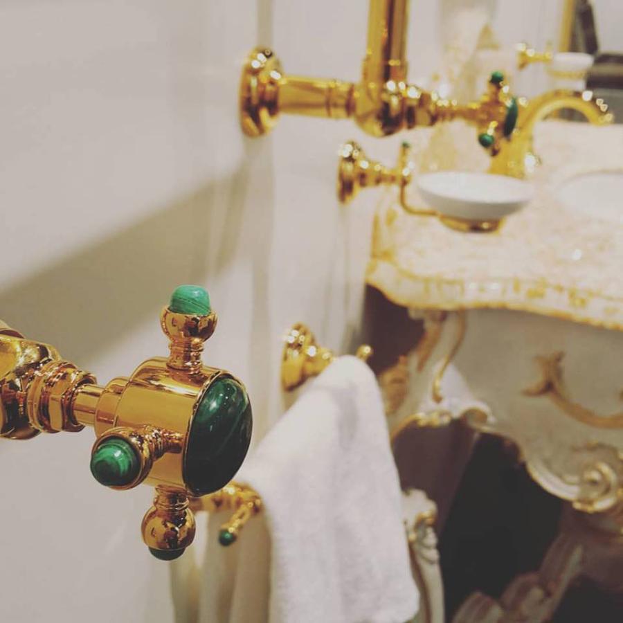 気質アップ 世界中の五つ星ホテルで採用されている超高級水栓をラインナップ イタリア製 受注生産 2103 09 幅25 高さ18 7cm 混合水栓 おしゃれ リフォーム 交換 蛇口 お風呂 シャワー水栓 壁付け 高級水栓金具 ニコラッツイ Nicolazzi 浴室 浴槽 洗面所 Techskills Ie