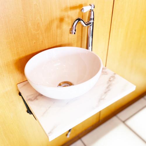 洗面台 交換 セット リフォーム おしゃれ コンパクト 洗面ボウル 丸型 レジン 樹脂 エポキシカウンター 幅400 奥行300 セット15 B h Jewcset 1 B h Jewcset 1 ビーキューブyahoo ショッピング店 通販 Yahoo ショッピング