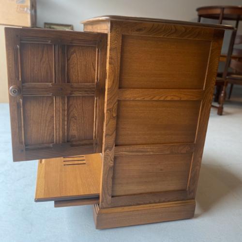 VINTAGE アーコール Ercol テレビ台 キャビネット ダイニング リビング