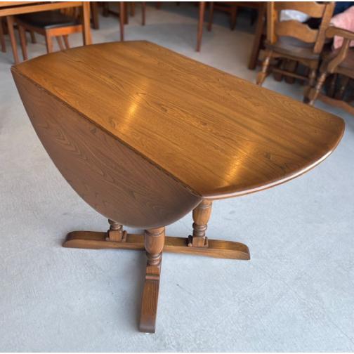 VINTAGE アーコール Ercol 丸い ダイニングテーブル イギリス製