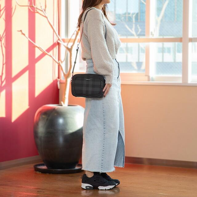 バーバリー ショルダーバッグ メンズ レディース ブランド BURBERRY チェック 8073271 ブラックの画像