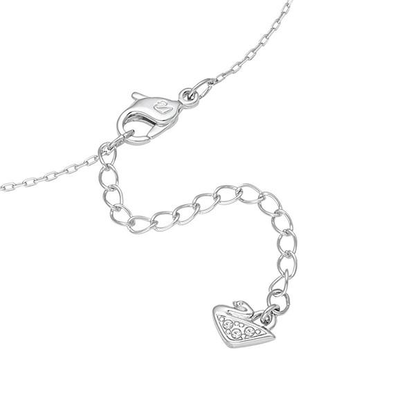 SWAROVSKI（スワロフスキー） SWAROVSKI 5198686 クリスタル サークル ペンダント ネックレス ...