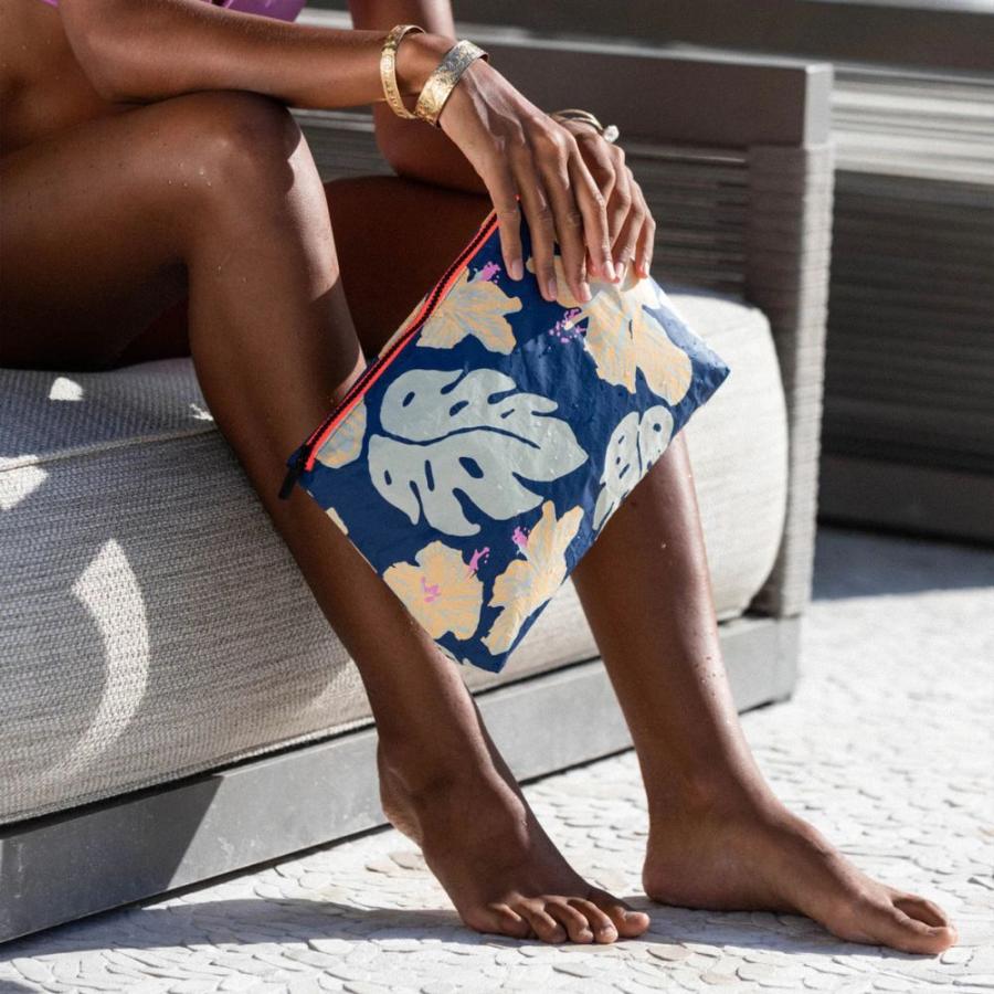 バムフラップポーチ　00s ポーチ　あおばくん着用似 バムフラップポーチ - メルカリ