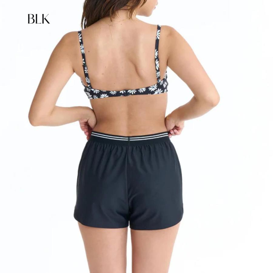 ROXY（ロキシー） 4点セット ラッシュTシャツ ボードショーツ付き