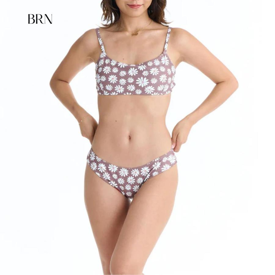 ROXY（ロキシー） 4点セット ラッシュTシャツ ボードショーツ付き