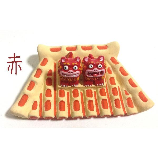 シーサー置物 屋根に乗ったペアーシーサー 沖繩赤瓦の置物 厄除け魔