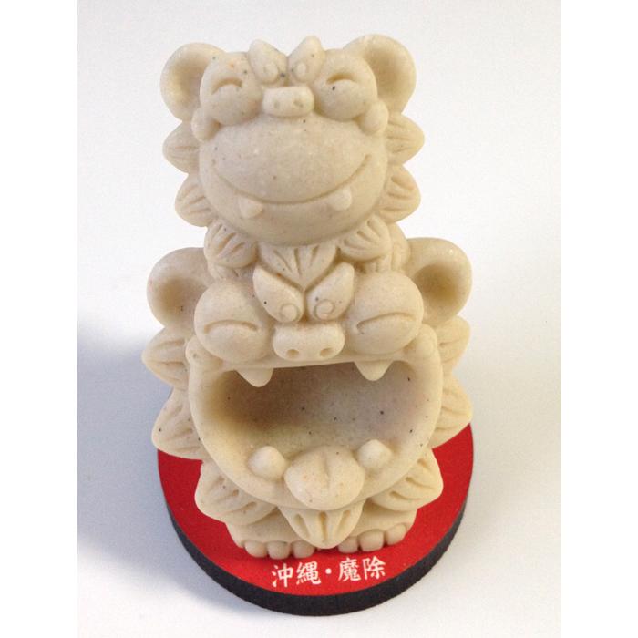 猫シーサー　黒猫　白猫　置物　魔除け 魔除け 赤眼 寝そべり 白シーサー 1対セット 素焼き陶器製 風水グッズ