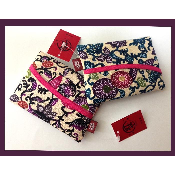 うみちゃん様ポケットティッシュケース1枚限り黒レース赤い刺繍