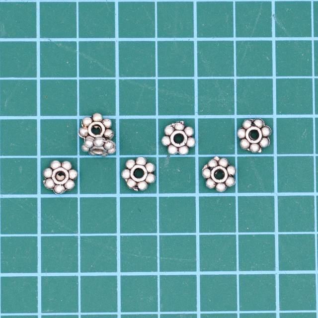 ビーズクラブ ロンデル メタルビーズ ７画 小 銀 シルバー 50個 5mm ブレスレット ネックレス 金具 金属ビーズ パーツ｜beadsclub｜02