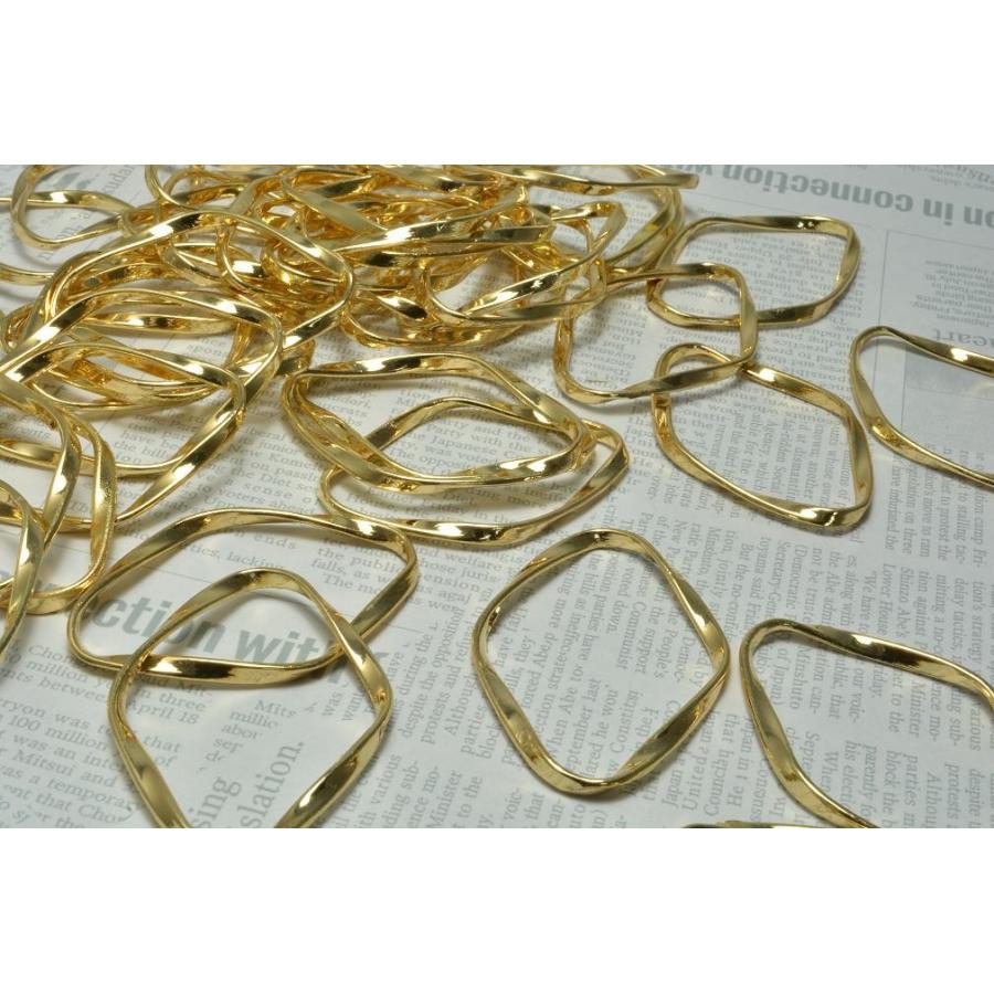 112＊変形メタル ゴールド しずくの揺れるピアス 【公式通販】