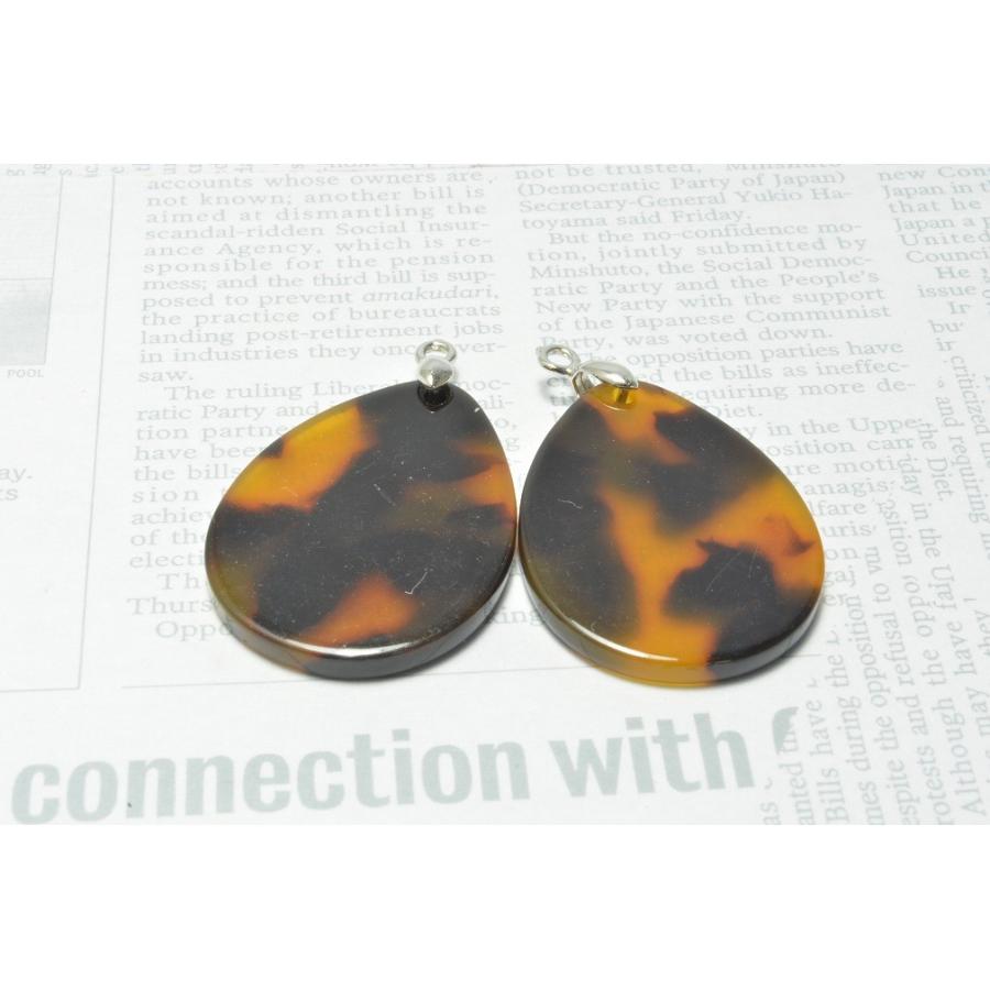 ビーズクラブ 4個 金具付 アクリル しずく プレート ブラウン チャーム  