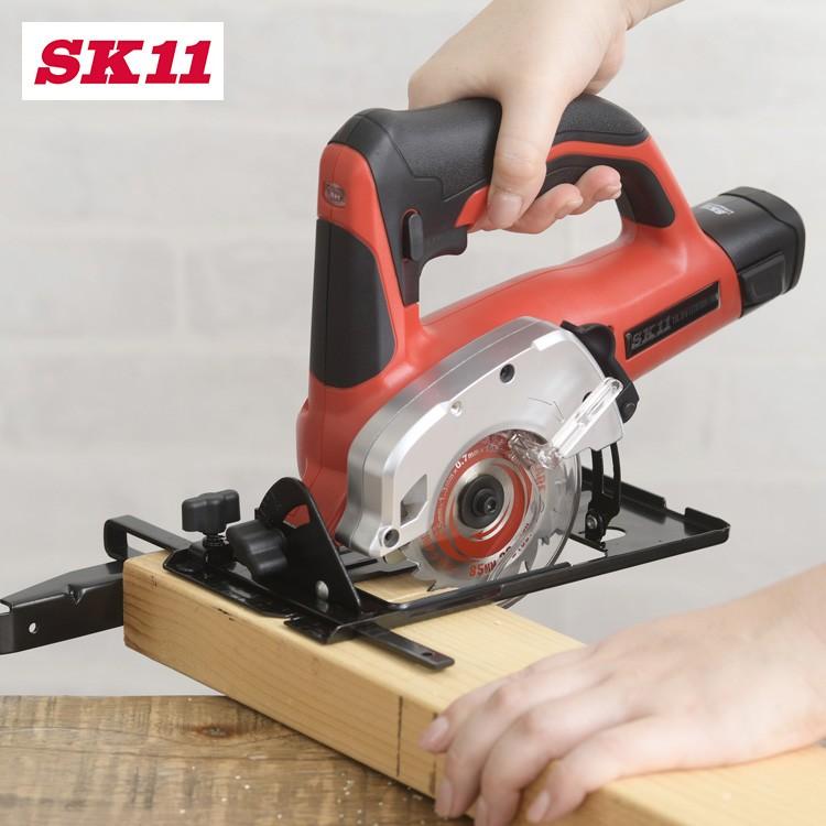 切断 鋸 曲線切断作業 家具 組立 女性 初心者 中級者 上級者 Diy女子 藤原産業 Sk11 充電マルノコ10 8v Bm Rooming 通販 Yahoo ショッピング