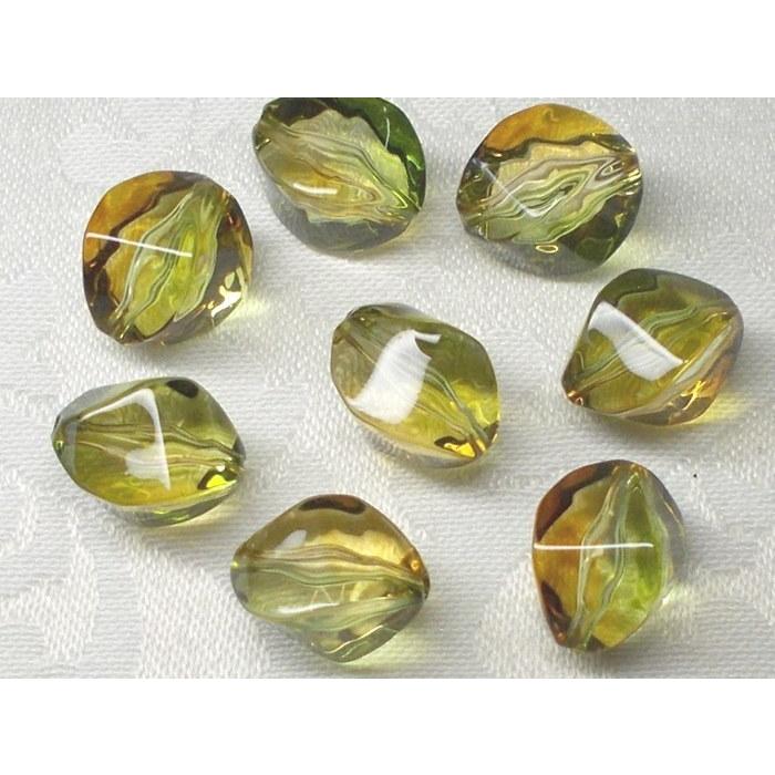 エレガント ヴィトライユ カット ヒネリ １４Ｘ１５ＭＭ (８ケ) |  | 03