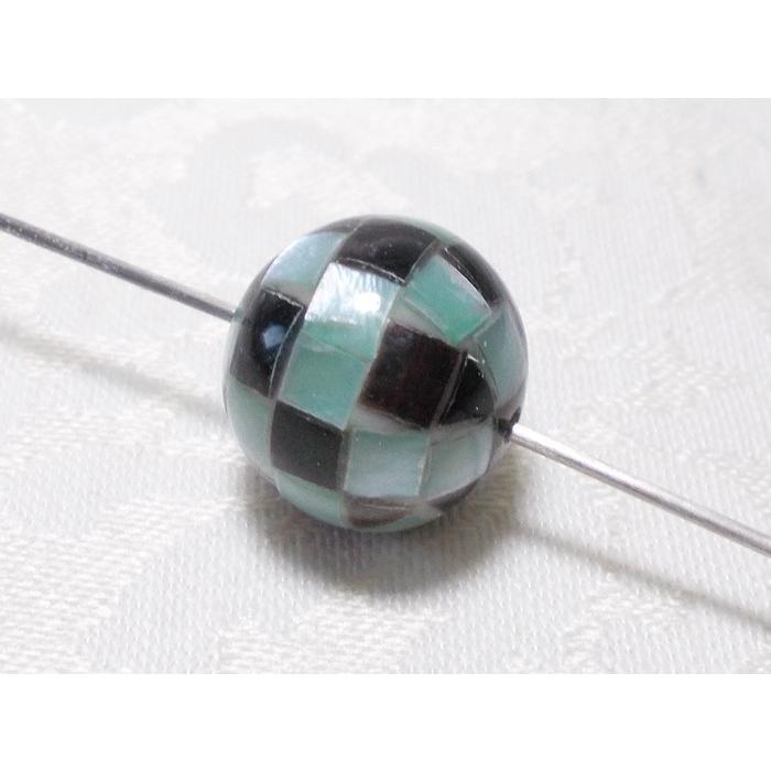 モザイクシェルNEWカラー１４ＭＭ（通し穴）１ケ |  | 06