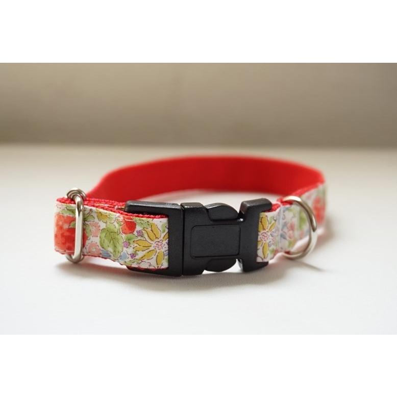 犬用首輪 ハーネス ストロベリーフラワー 全１色 オーダーメイド品 子犬 小型犬 中型犬 花柄 猫の首輪 １０mm いちご イチゴ Strawberry Flower C Beans Factory Yahoo 店 通販 Yahoo ショッピング