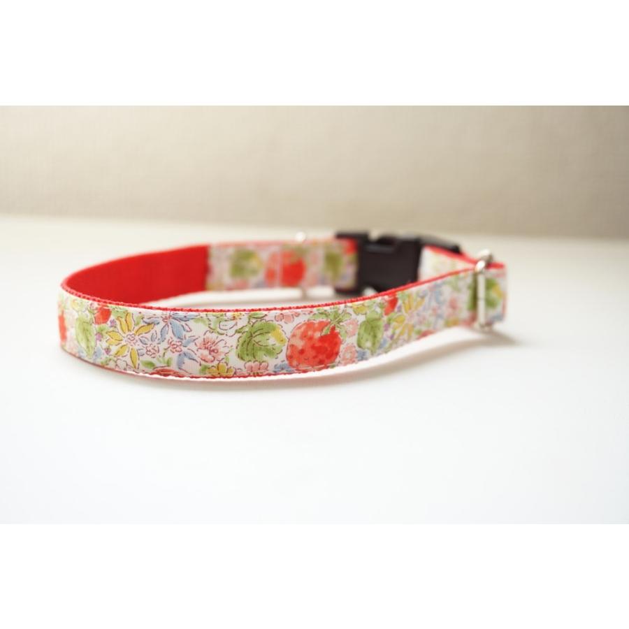 犬用首輪 ハーネス ストロベリーフラワー 全１色 オーダーメイド品 子犬 小型犬 中型犬 花柄 猫の首輪 １０mm いちご イチゴ Strawberry Flower C Beans Factory Yahoo 店 通販 Yahoo ショッピング