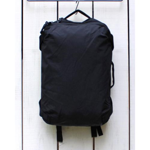 Mt.Rainier Design マウントレイニアデザイン コンパクトラゲッジパック ブラック Compact Ruggage Pack バックパック ビジネス オンオフ | Mt. Rainier Design