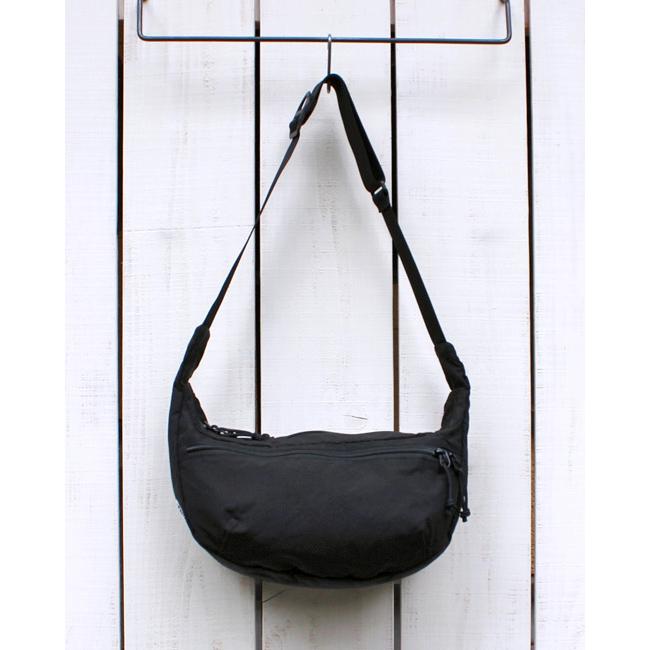 Mt.Rainier Design マウントレイニアデザイン ハーフムーン バック ブラック コヨーテ Half Moon Bag ショルダー コットン ナイロン 60/40 | Mt. Rainier Design | 01