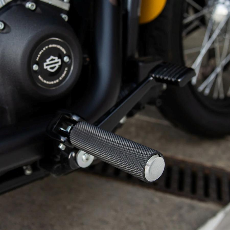 ARLEN NESS・KNURLED・M8ソフテイル（パッセンジャー）フットペグ・クローム　07-941　1620-1968　ハーレー_2