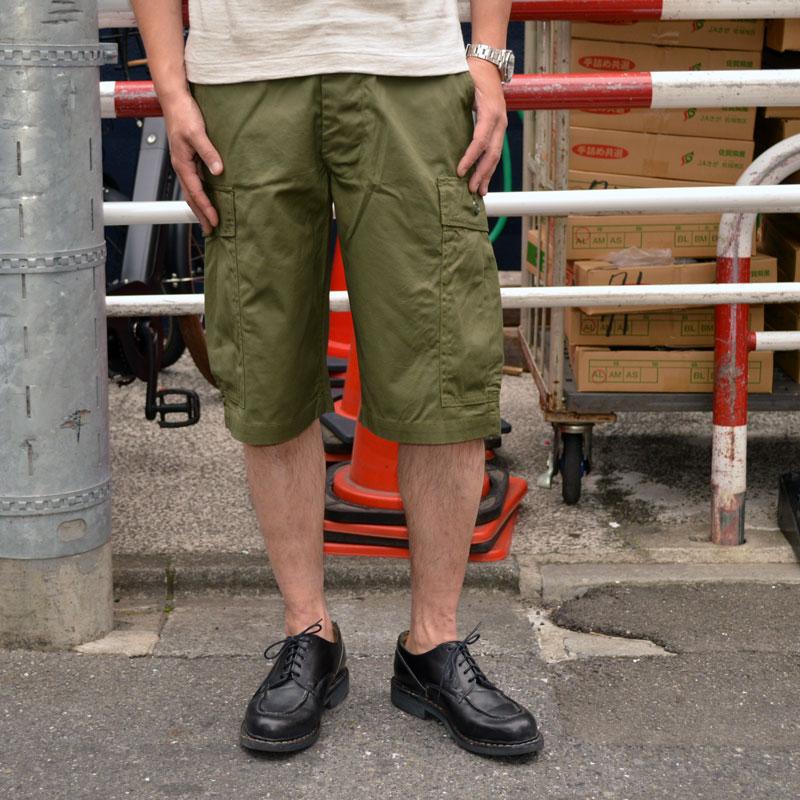 BUZZ RICKSON'S バズリクソンズ "BR51907" TROUSERS, MEN'S, COTTON WIND RESISTANT POPLIN, OLIVE GREEN, ARMY SHADE 107 SHORTS [ショーツ] | BUZZ RICKSON'S | 01