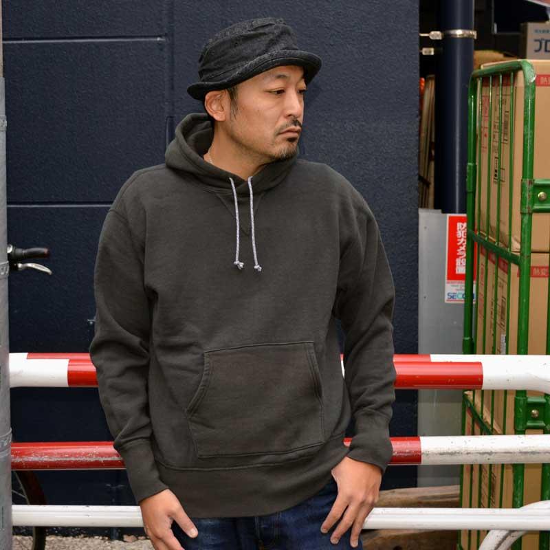 Two Moon（トゥームーン） 