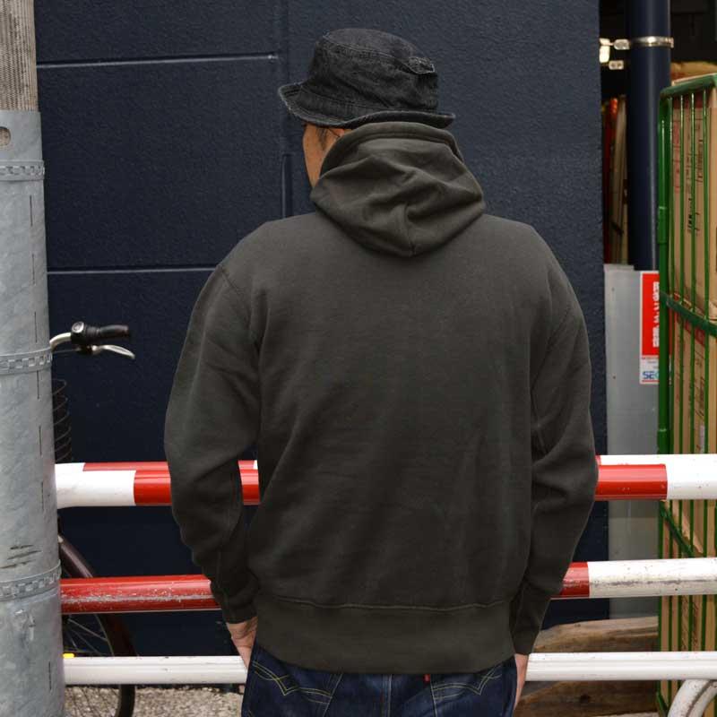 Two Moon（トゥームーン） 