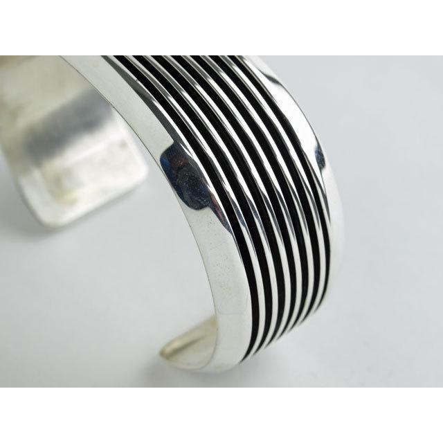 Francis Jonesフランシスジョーンズ作エッジプレートブレスレット