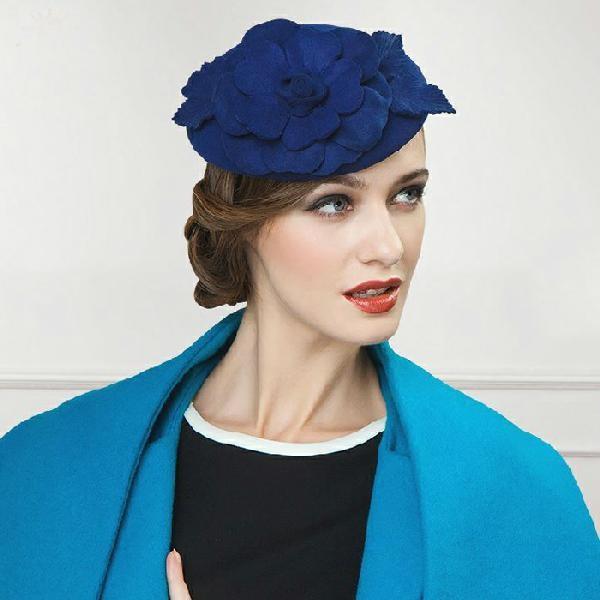 花ベレー帽 礼装帽子 トークハット ヘッドドレス 結婚式披露宴パーティー二次会女子会お呼ばれ カクテルハット ミニハット 立体花 薔薇バラ 赤 Efb7c Beauty First 通販 Yahoo ショッピング