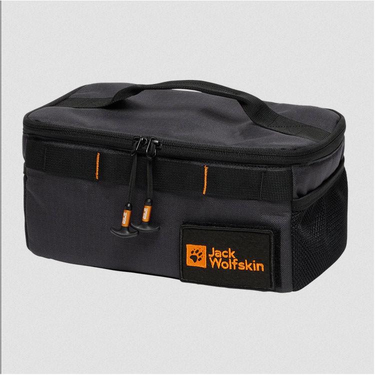 ジャックウルフスキン JP MFL C-ボトル バッグ ファントム 27×10×8cm #8007561-6350 JP MFL C-BOTTLE BAG JACK WOLFSKIN