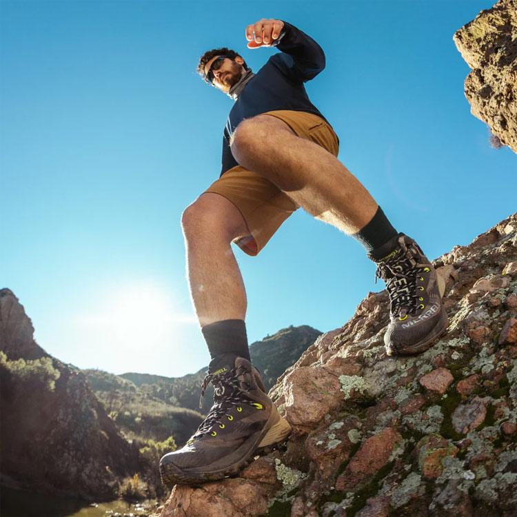 MERRELL メレル ローグ ハイカー ミッド ゴアテックス (メンズ