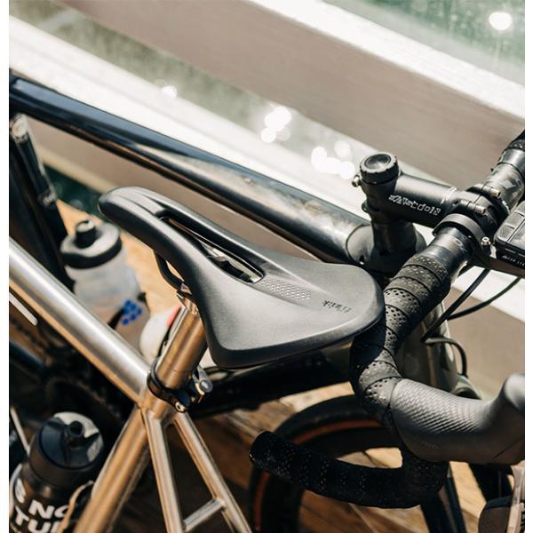 フィジーク サドル テンポ アリアンテ R5 S-Alloyレール 自転車 フィジーク サドル テンポ アリアンテ R5 S-Alloyレール 自転車
