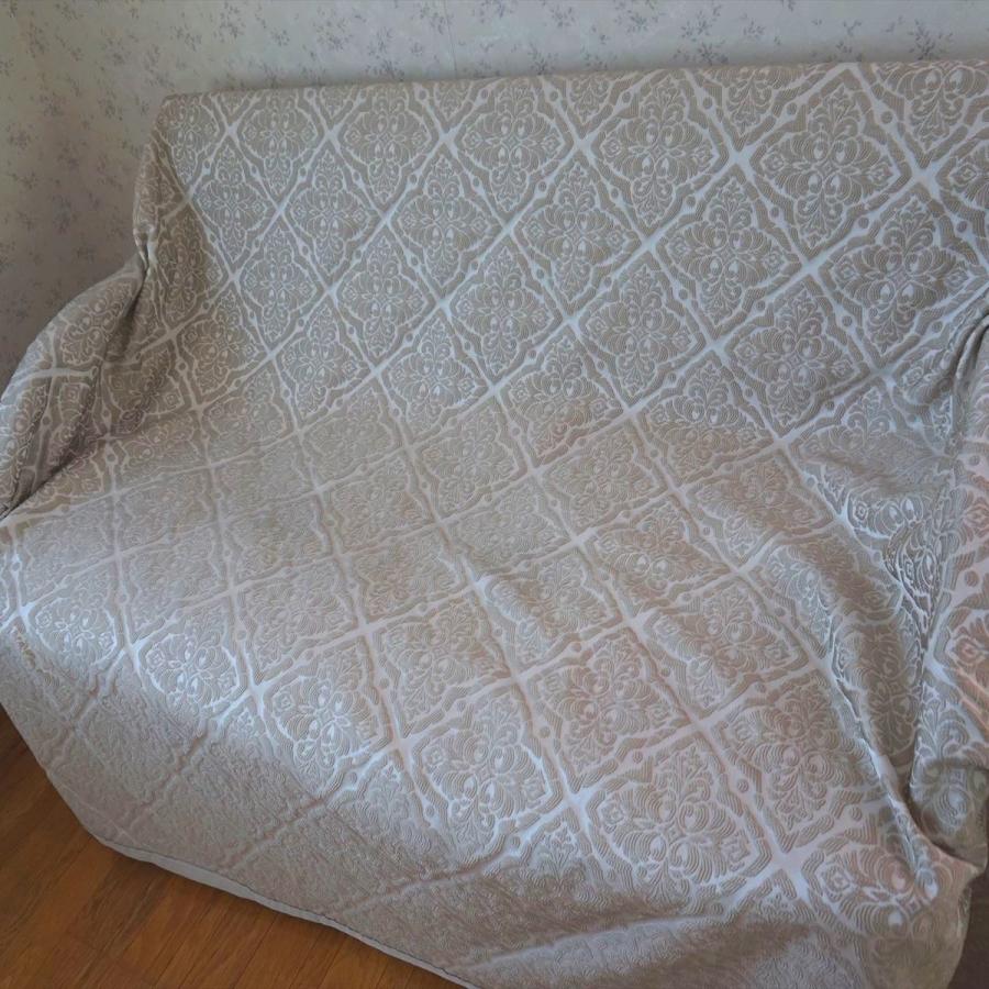 ベッドスプレッド ギア ゴールド セミダブル 200×270cm 1.3kg/スペイン製/日本仕様/ジャガード織/280ｃｍ超広幅デザイン生地 ベッドカバーの画像