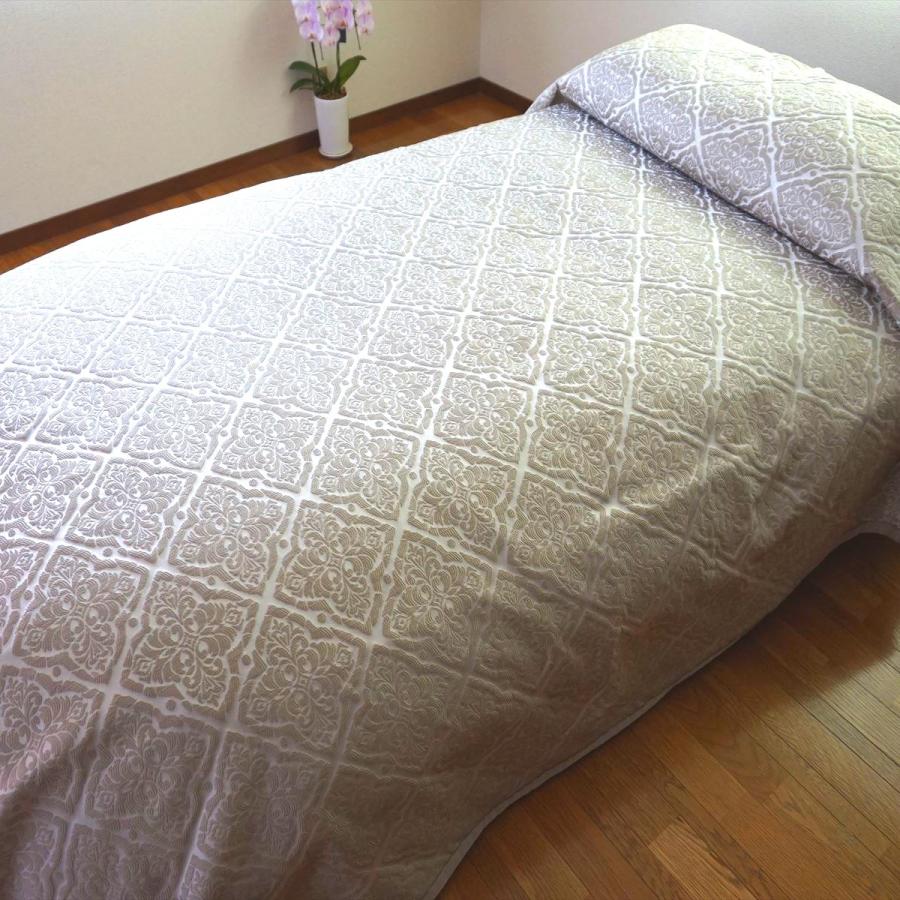 ベッドスプレッド ギア ゴールド セミダブル 200×270cm 1.3kg/スペイン製/日本仕様/ジャガード織/280ｃｍ超広幅デザイン生地 ベッドカバーの画像