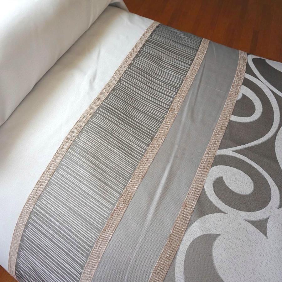 ベッドスプレッド ポルパノ クイーン 250×270cm 1.4kg/スペイン製/日本仕様/ジャガード織/280ｃｍ超広幅デザイン生地 ベッドカバーの画像