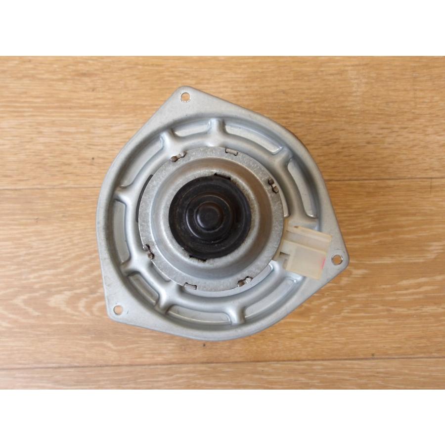 H15 クリッパー U71T ヒーターモーター/ブロアファン |  | 03