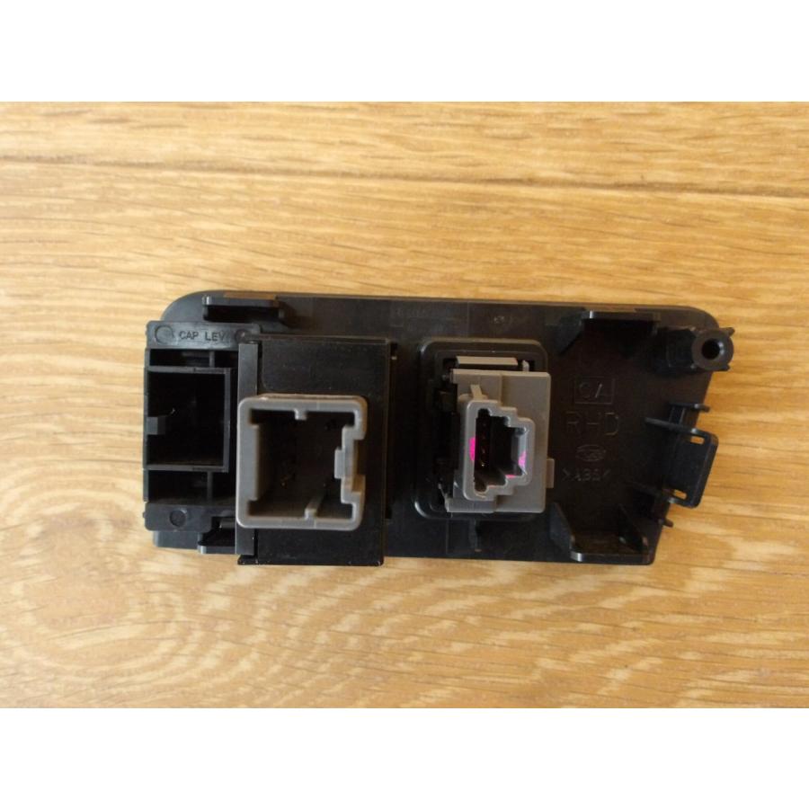 H26 ８６ ZN6 トランクオープナー・レベリングスイッチ |  | 01