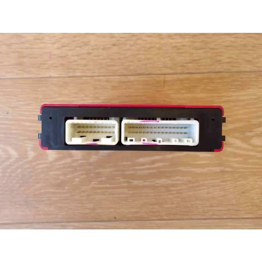 H19 クラウンマジェスタ UZS186 ヘッドライトスイベルコンピューター |  | 03