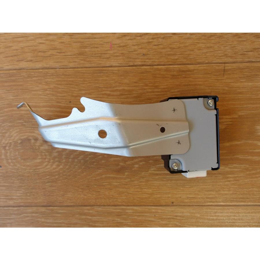 H19 クラウンマジェスタ UZS186 スマートドアコンピューター |  | 02