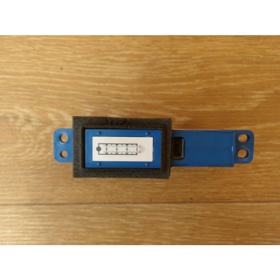 H19 クラウンマジェスタ UZS186 イオンジェネレーター/コンピューター |  | 02