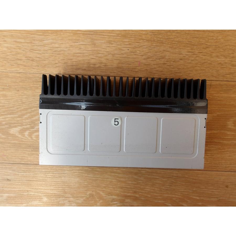 H19 クラウンマジェスタ UZS186 オーディオアンプ/オーディオアンプリファイア |  | 02