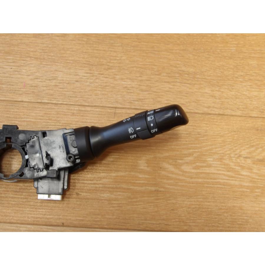 H19 クラウンマジェスタ UZS186 コンビネーションスイッチ/コンビスイッチ/ディマースイッチ |  | 01