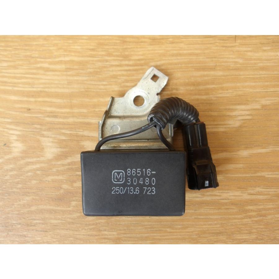 H19 クラウンマジェスタ UZS186 コンデンサーコンピューター |  | 01