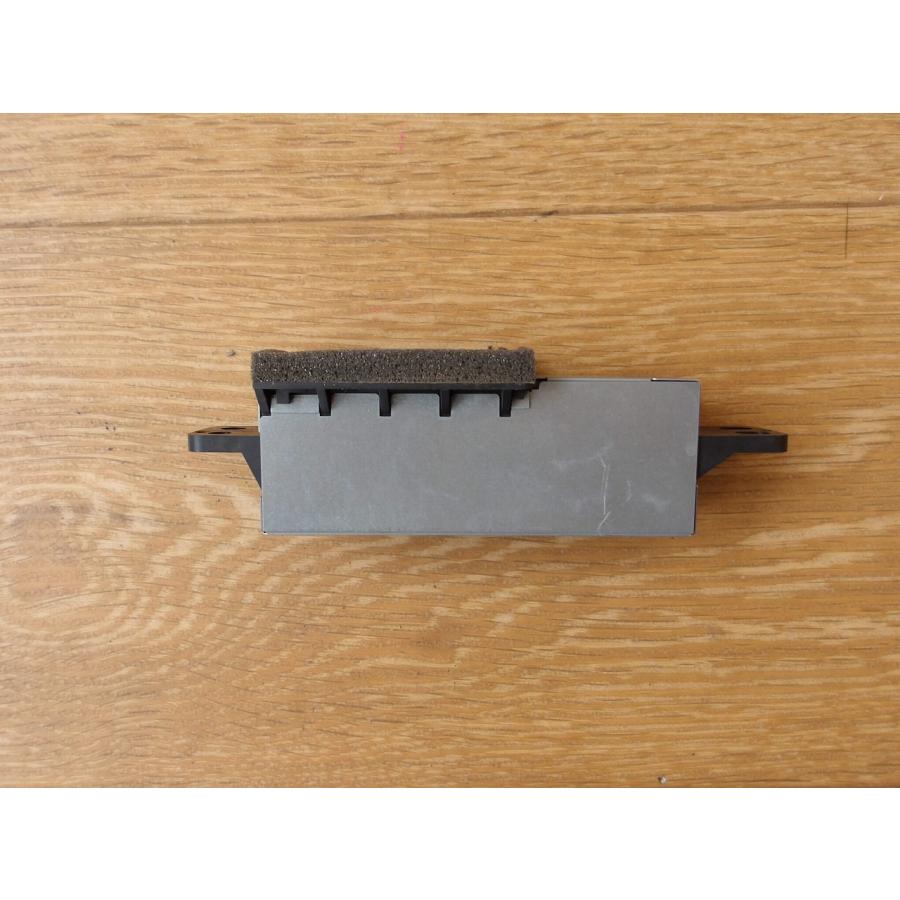 H29 オデッセイ RC1 イオンジェネレーター |  | 03