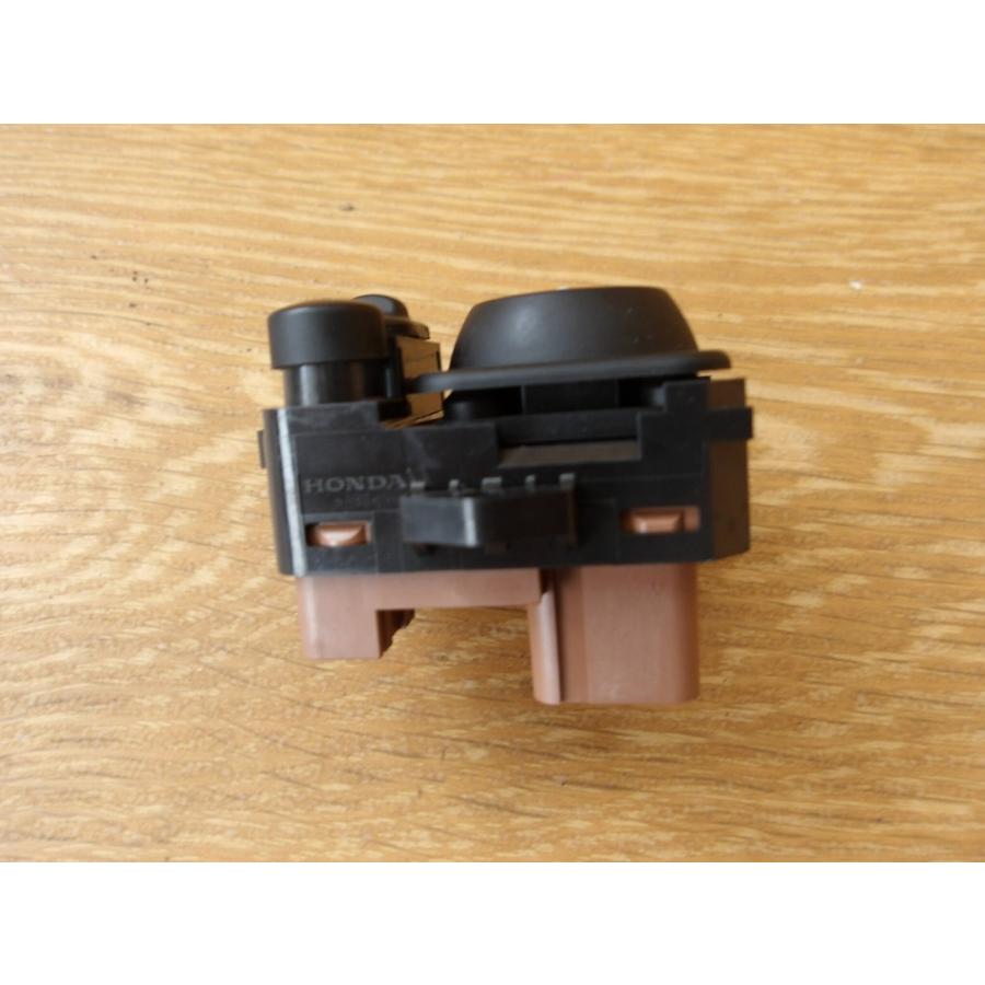 H29 オデッセイ RC1 ミラースイッチ |  | 02