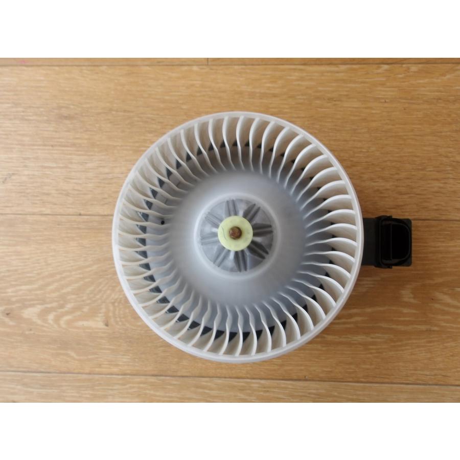 H29 オデッセイ RC1 ヒーターモーター/ブロアファン |  | 01