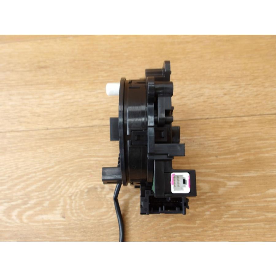 H27 スカイライン HV37 スパイラルケーブル/ステアリングケーブル |  | 04