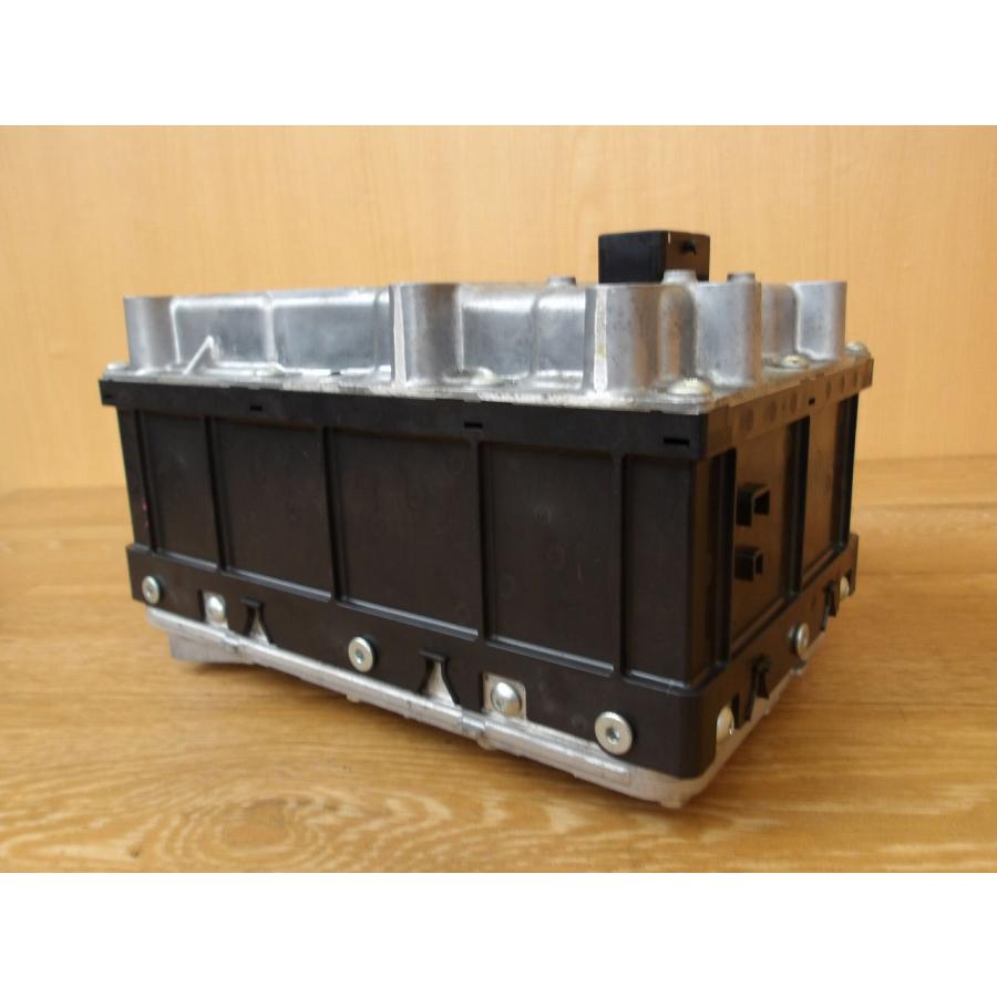 H27 スカイライン HV37 HVインバーター/ハイブリッドインバーター |  | 05