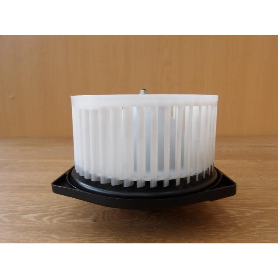 H21 ステップワゴンスパーダ RK5 ヒーターモーター/ブロアファン |  | 02